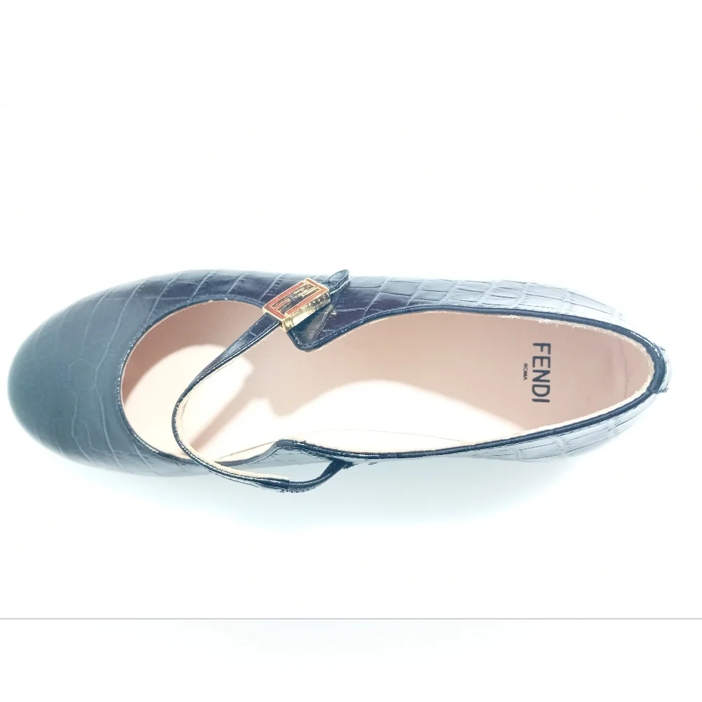 FENDI New Kids cute Black Leather Shoes in size 36 100% Authentic